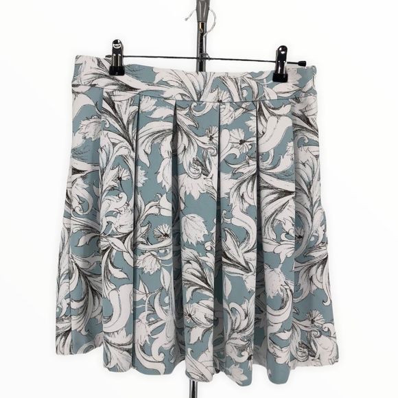 1. State Aqua White Drawn Floral Pleated Skater Skirt Banded Waist size M - Picture 1 of 9